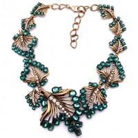 Emerald Green Stone Laurel Bib Necklace